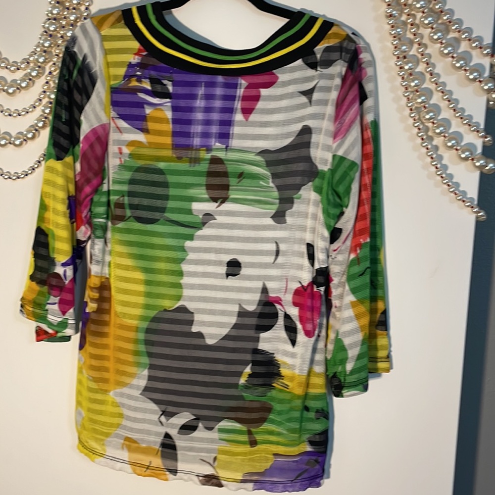 Lynn Ritchie Silk floral medium top - Picture 6 of 10